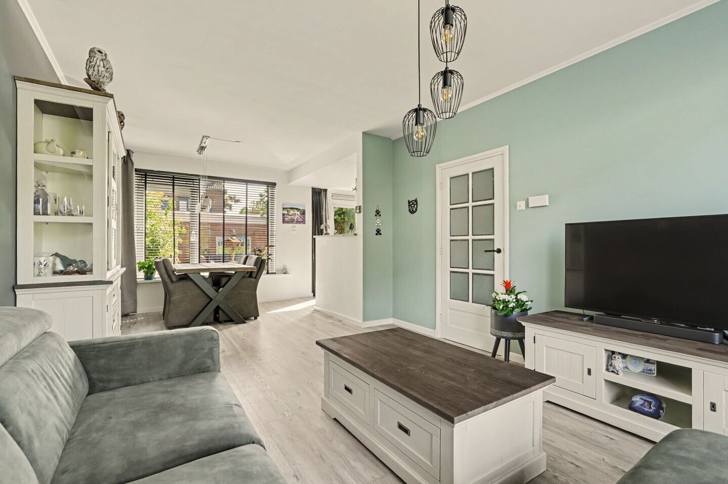 Hoekwoning te koop: Van Beethovenstraat 23, Naaldwijk