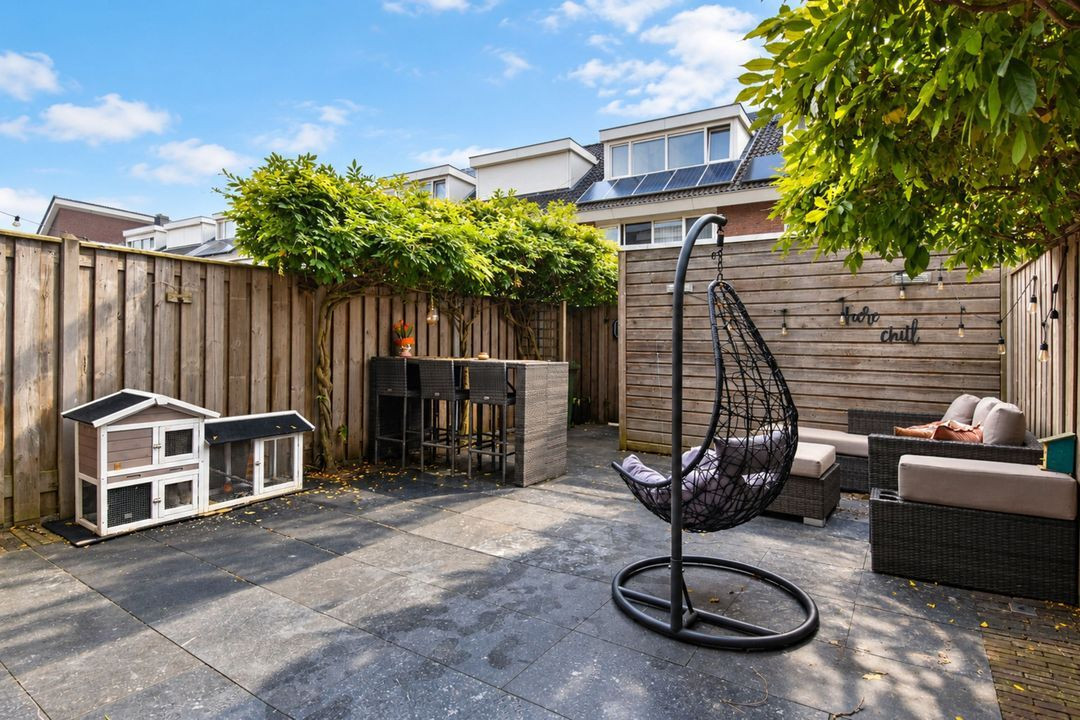 Tussenwoning te koop: Atlantische Oceaan 35, Naaldwijk
