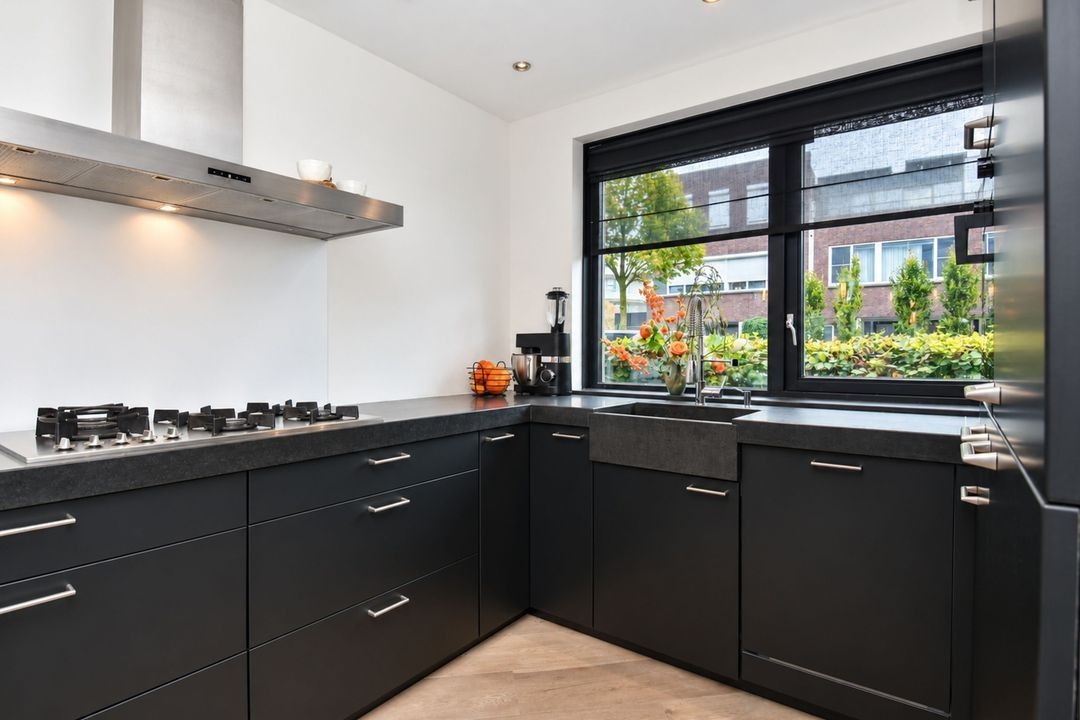 Tussenwoning te koop: Atlantische Oceaan 35, Naaldwijk