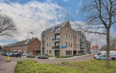 Johan van Oldenbarneveldtstraat 1-L
