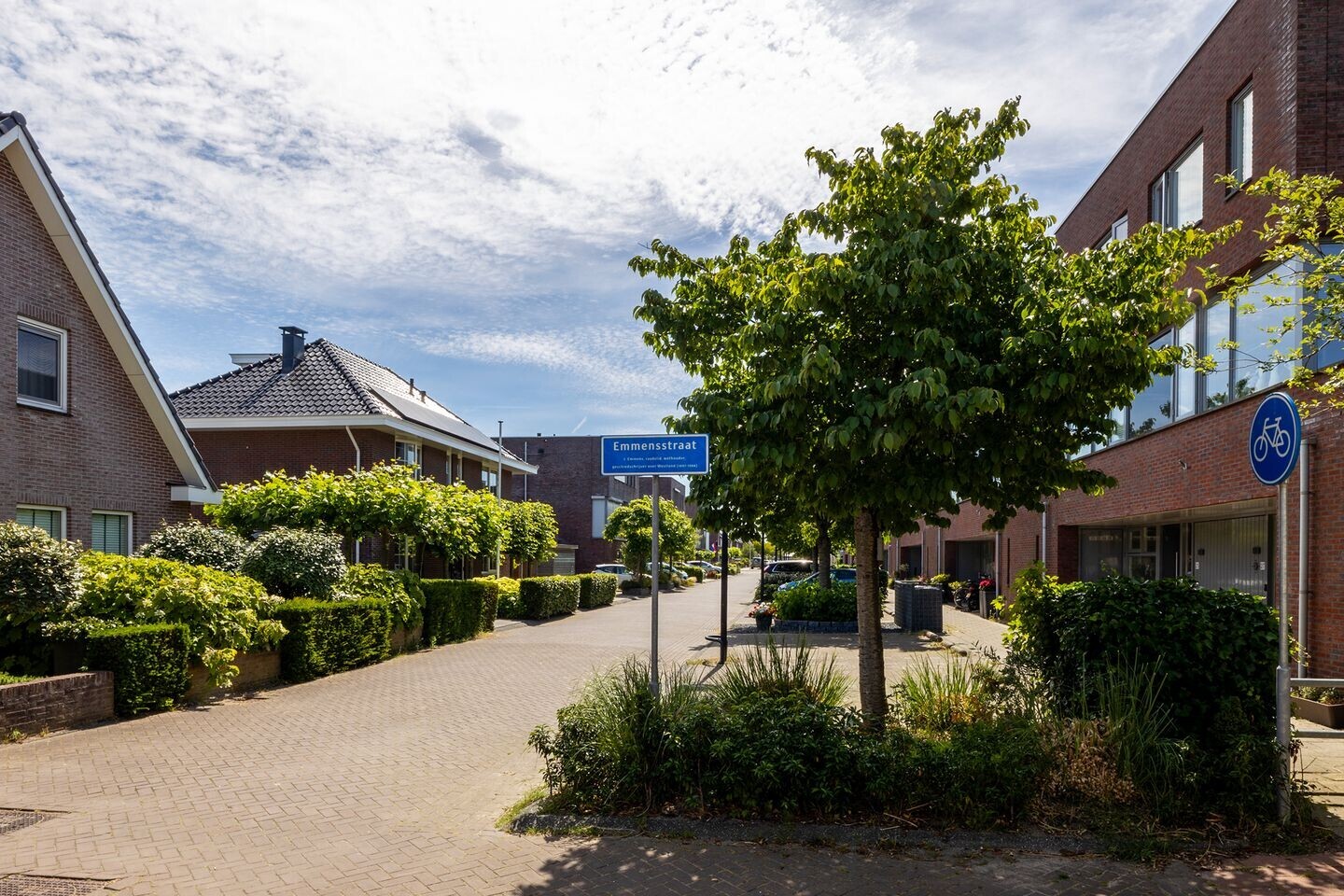 Vrijstaande woning te koop: Emmensstraat 14, Honselersdijk
