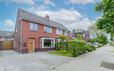 Waldeck Pyrmontstraat 7