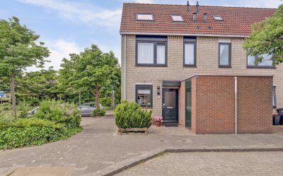 Zeearend 24