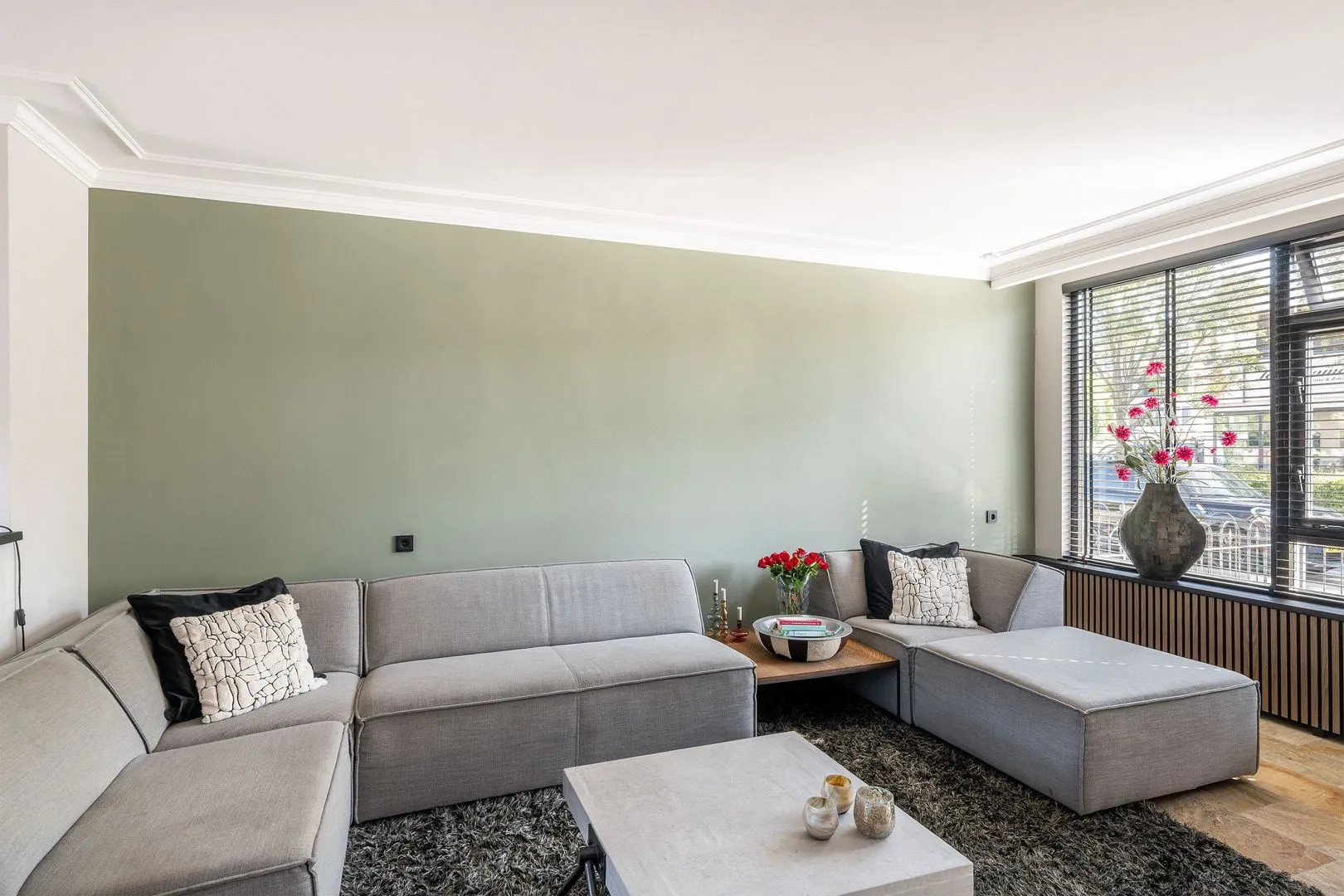 Tussenwoning te koop: Zandeveltweg 130, 'S-Gravenzande