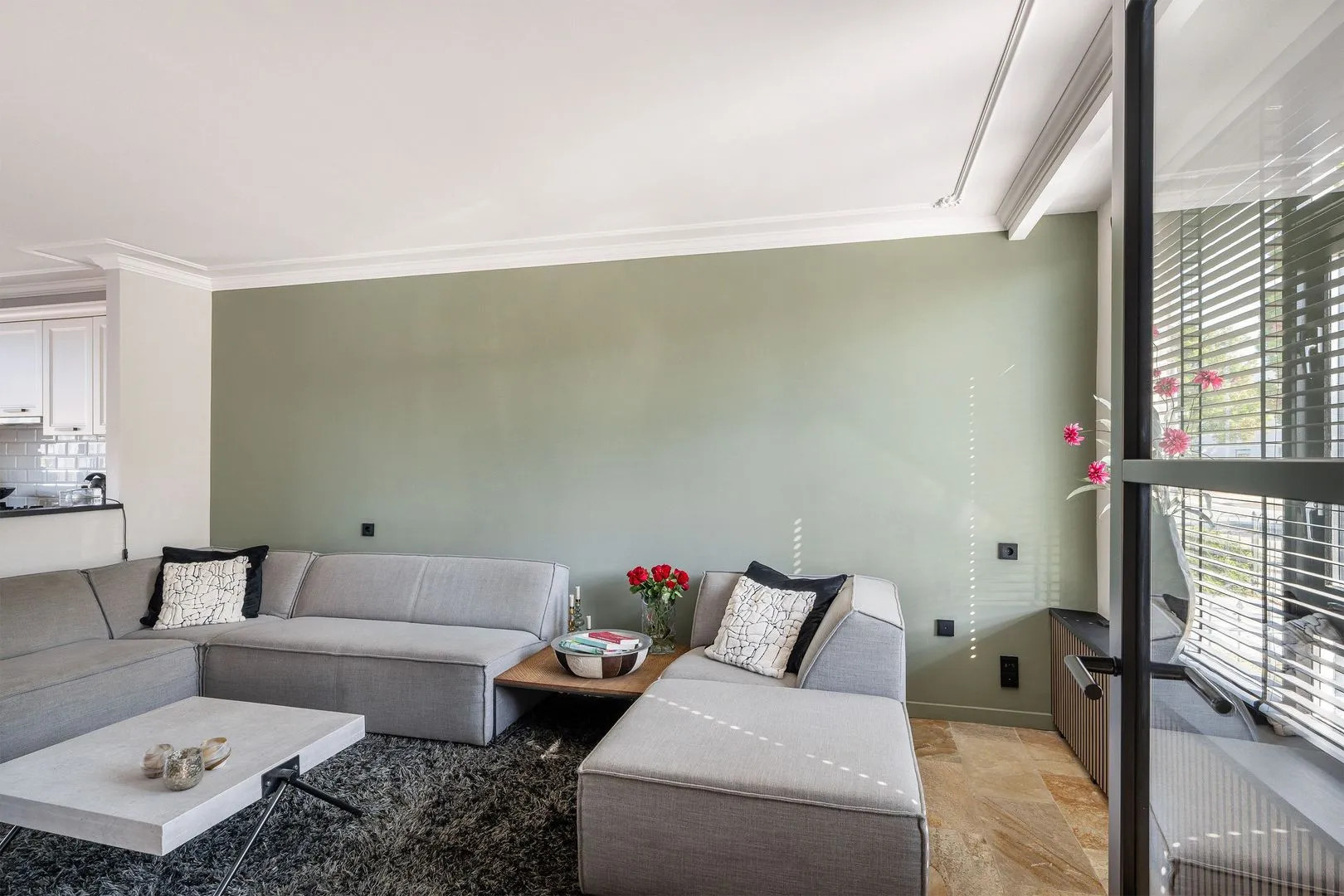Tussenwoning te koop: Zandeveltweg 130, 'S-Gravenzande
