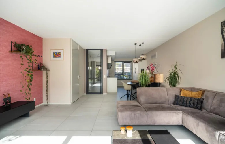 Tussenwoning te koop: Citroenvlinder 23, 'S-Gravenzande