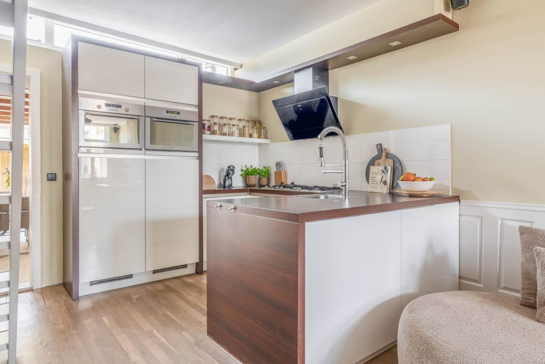 Tussenwoning te koop: Eerste Stationsstraat 165, Zoetermeer