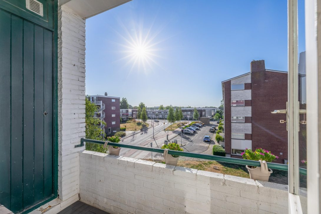 Appartement te koop: Karel Doormanlaan 205, Zoetermeer