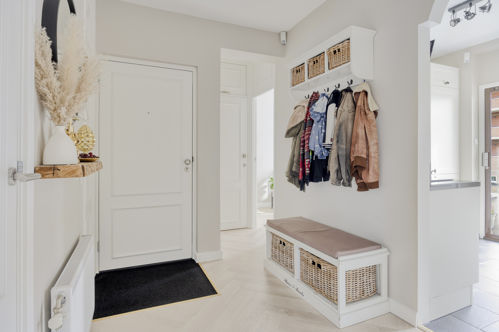 Appartement te koop: Karel Doormanlaan 211, Zoetermeer