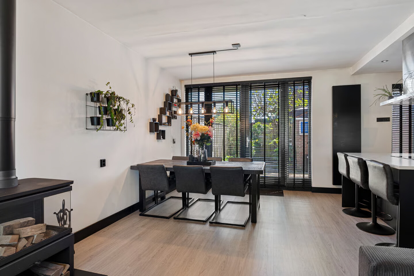 Tussenwoning te koop: Vermeerstraat 34, Zoetermeer