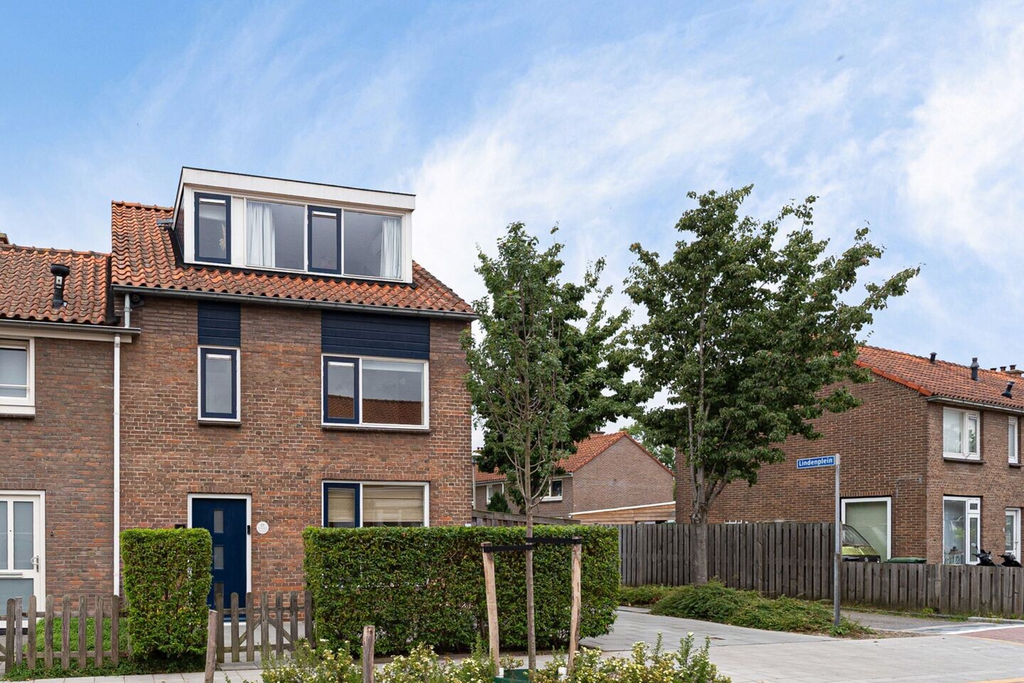 Hoekwoning te koop: Cornelis van Eerdenstraat 21, Zoetermeer