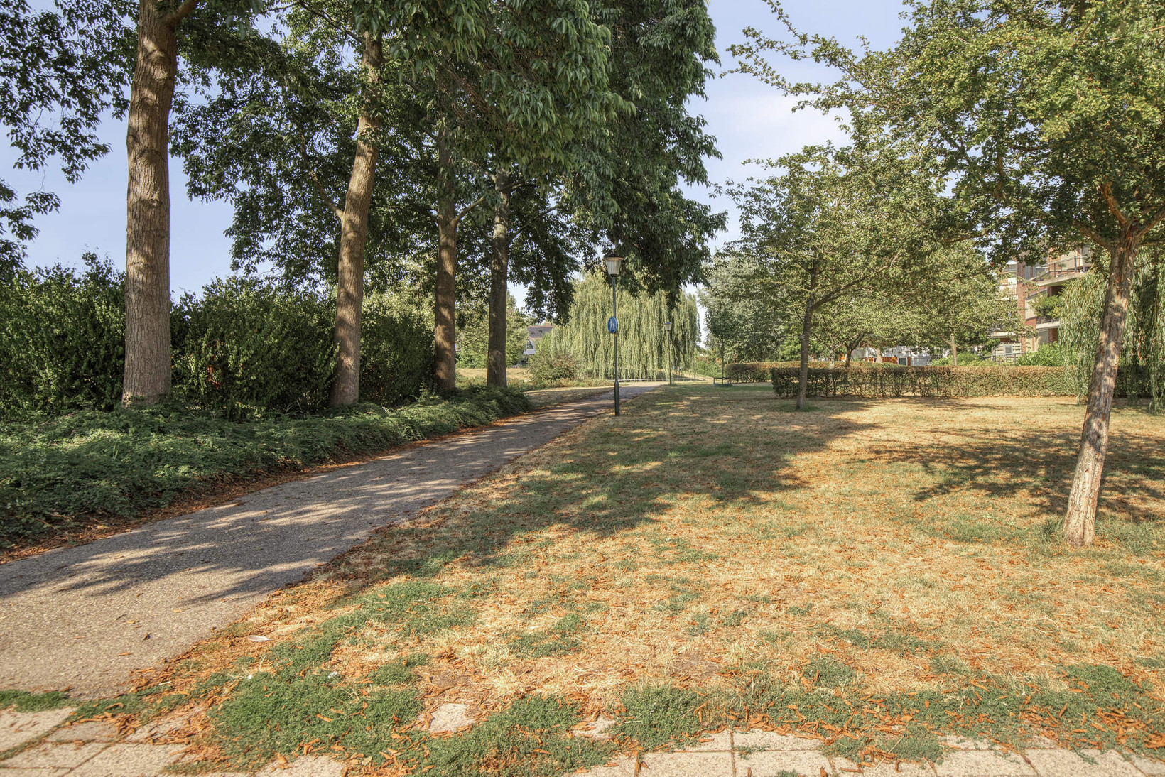 Tussenwoning te koop: Molenstraat 60, Zoetermeer