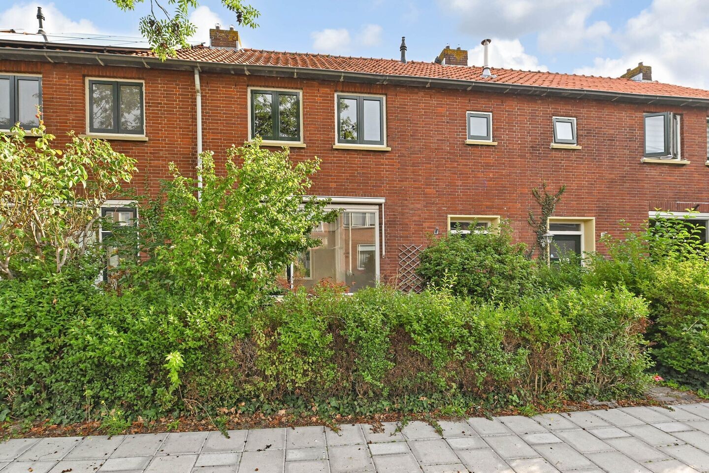 Tussenwoning te koop: Molenstraat 140, Zoetermeer
