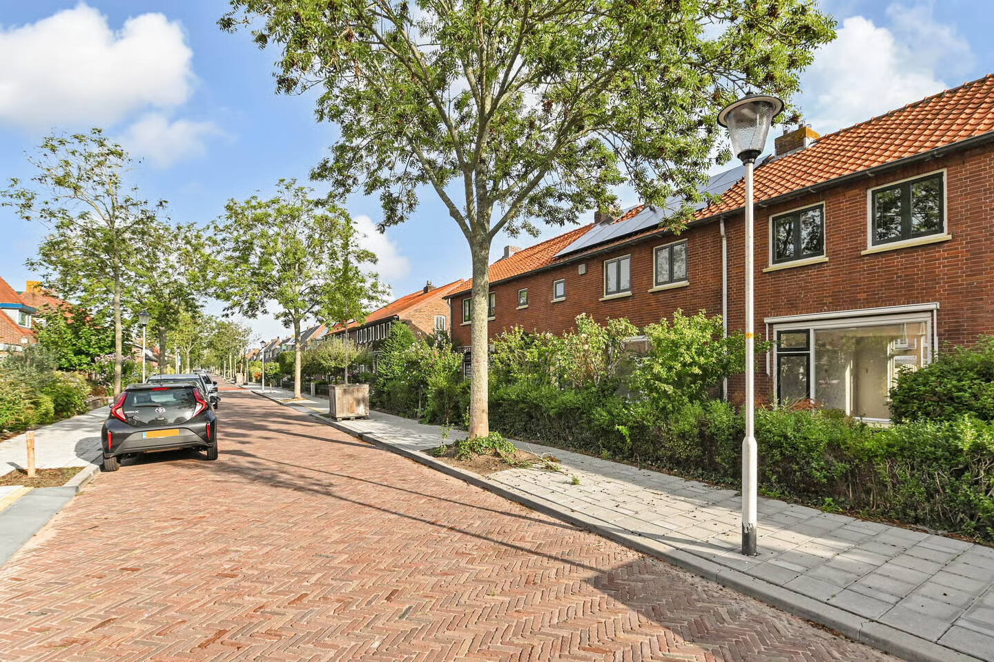 Tussenwoning te koop: Molenstraat 140, Zoetermeer