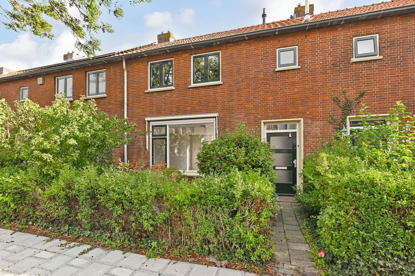 Tussenwoning te koop: Molenstraat 140, Zoetermeer