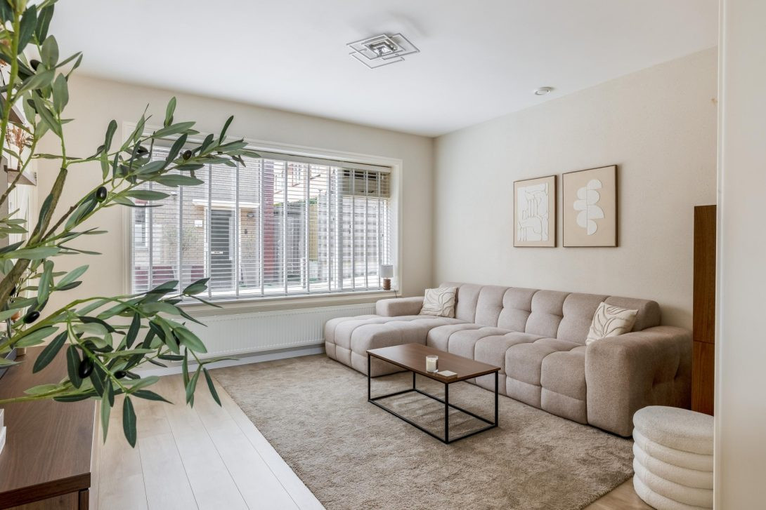 Tussenwoning te koop: Rokkeveenseweg 6, Zoetermeer