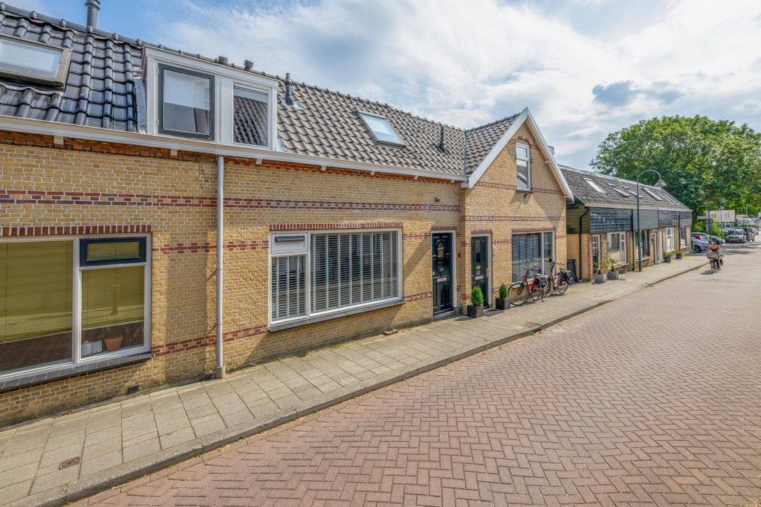 Tussenwoning te koop: Rokkeveenseweg 6, Zoetermeer