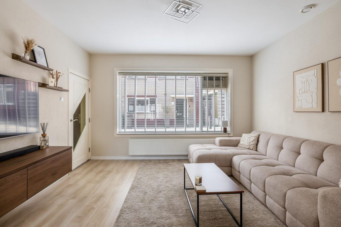 Tussenwoning te koop: Rokkeveenseweg 6, Zoetermeer