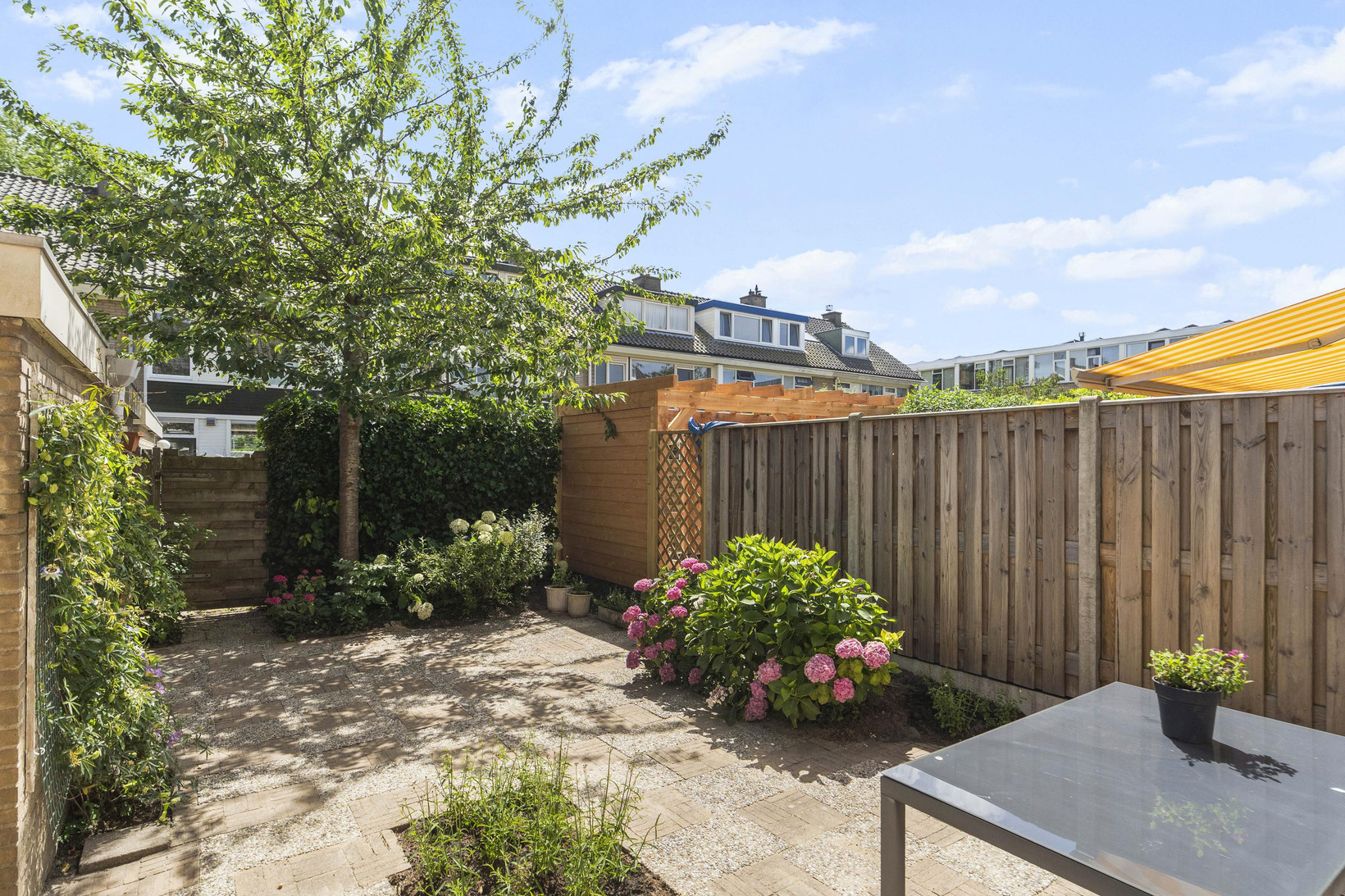 Tussenwoning te koop: Charlotteplaats 9, Zoetermeer