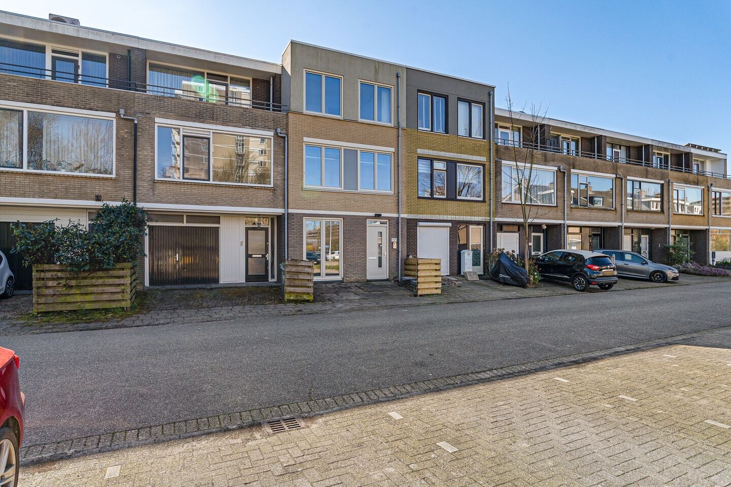 Tussenwoning te koop: Graaf Janstraat 221, Zoetermeer