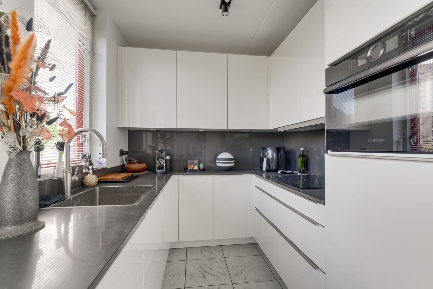 Tussenwoning te koop: Vlamingstraat 68, Zoetermeer