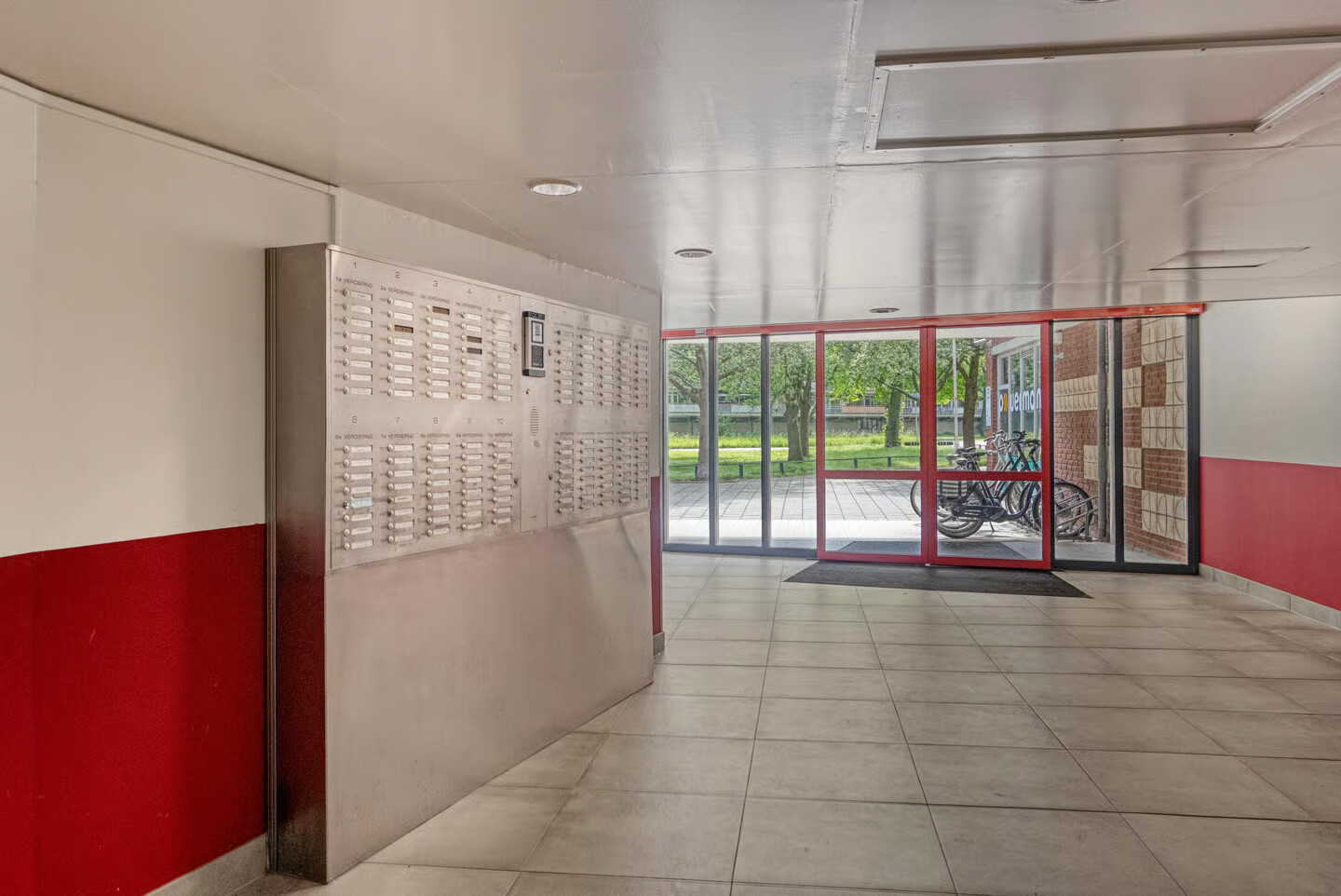 Appartement te koop: Dunantstraat 1247, Zoetermeer