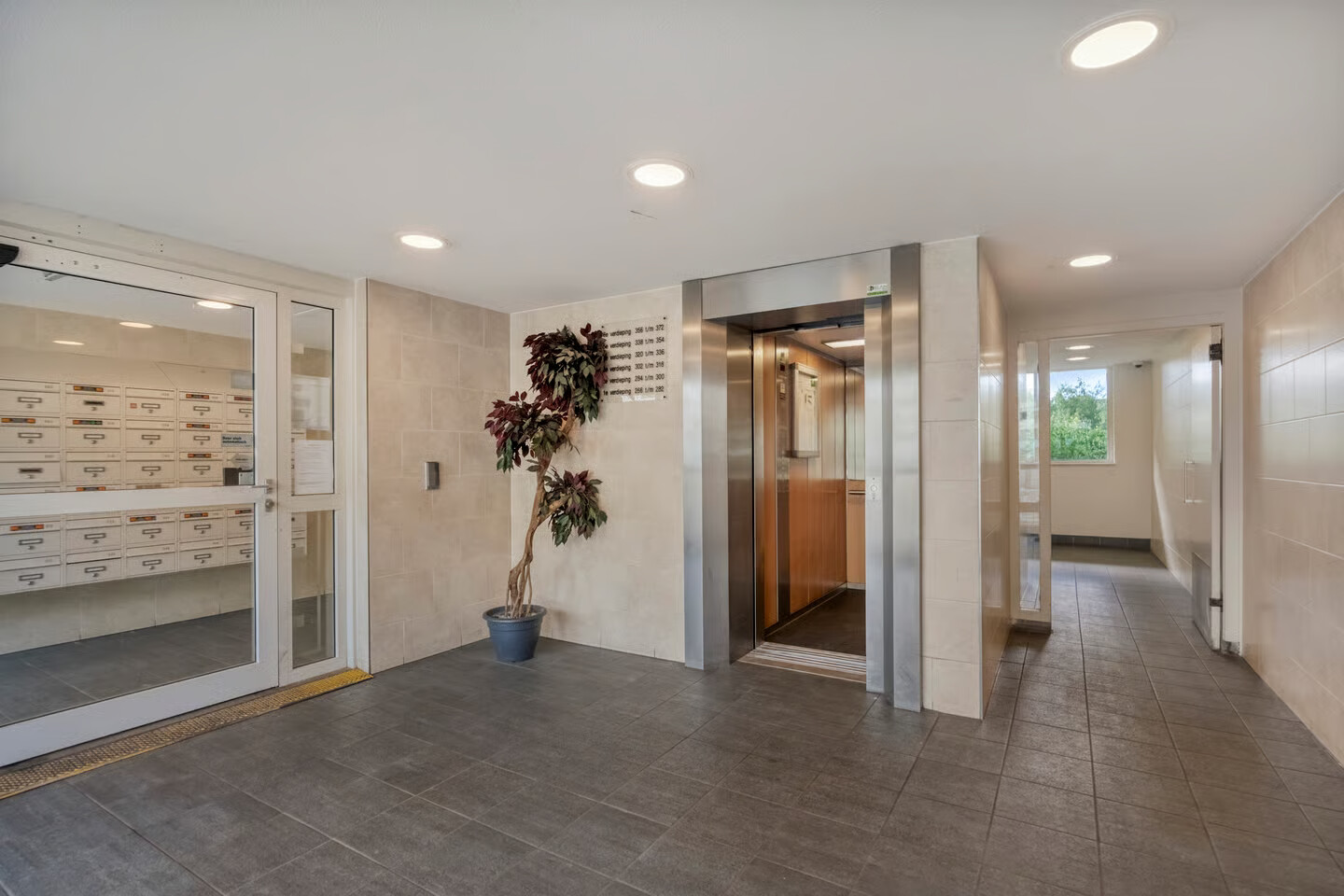 Appartement te koop: Dunantstraat 334, Zoetermeer