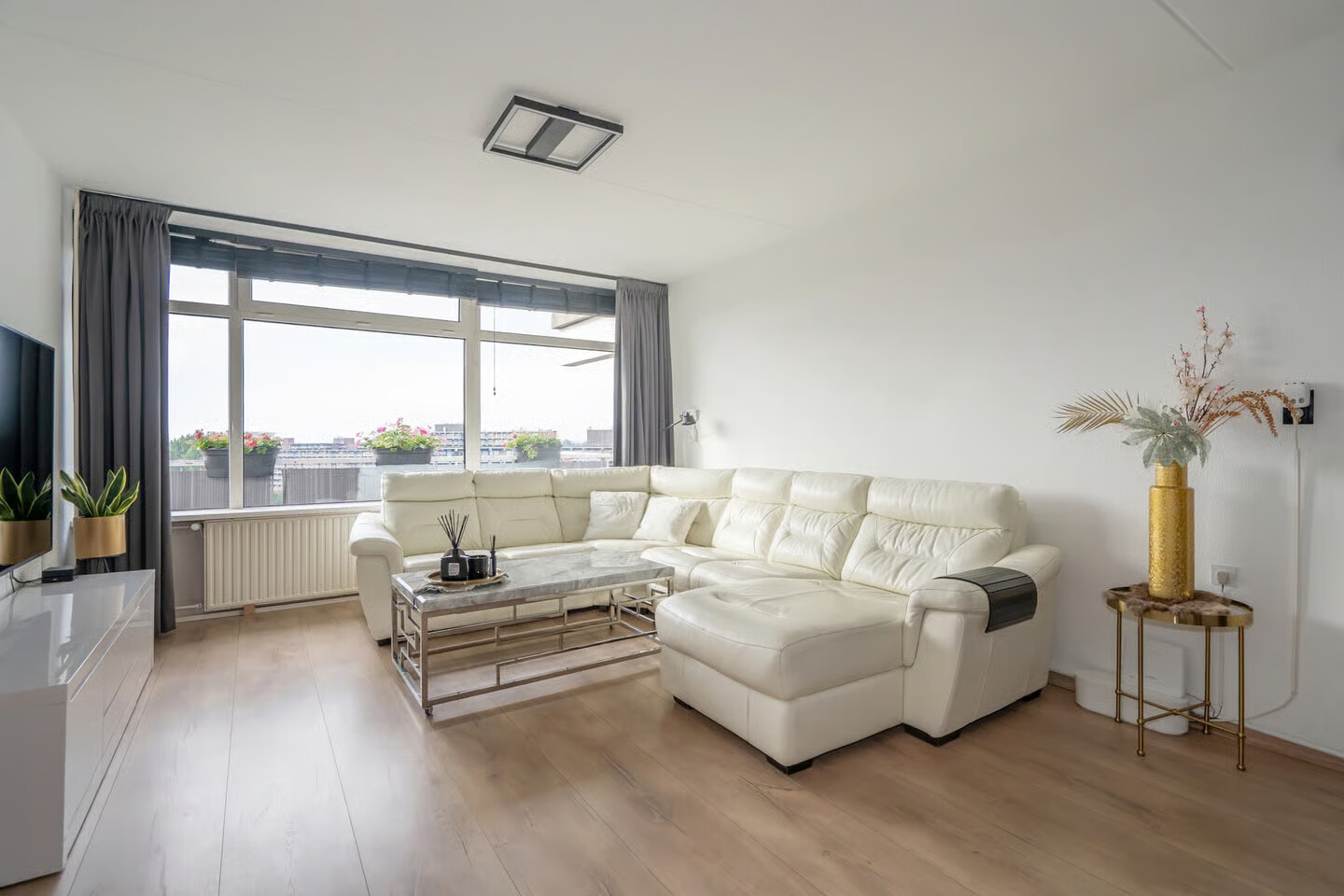 Appartement te koop: Jonkerbos 232, Zoetermeer