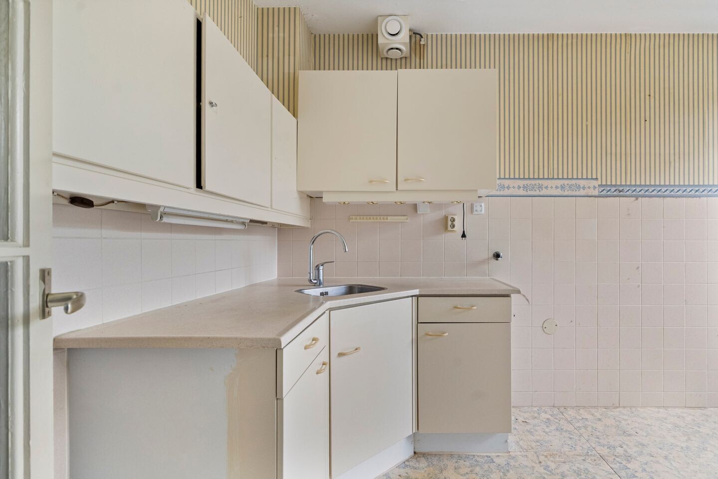 Tussenwoning te koop: Smallingerland 23, Zoetermeer