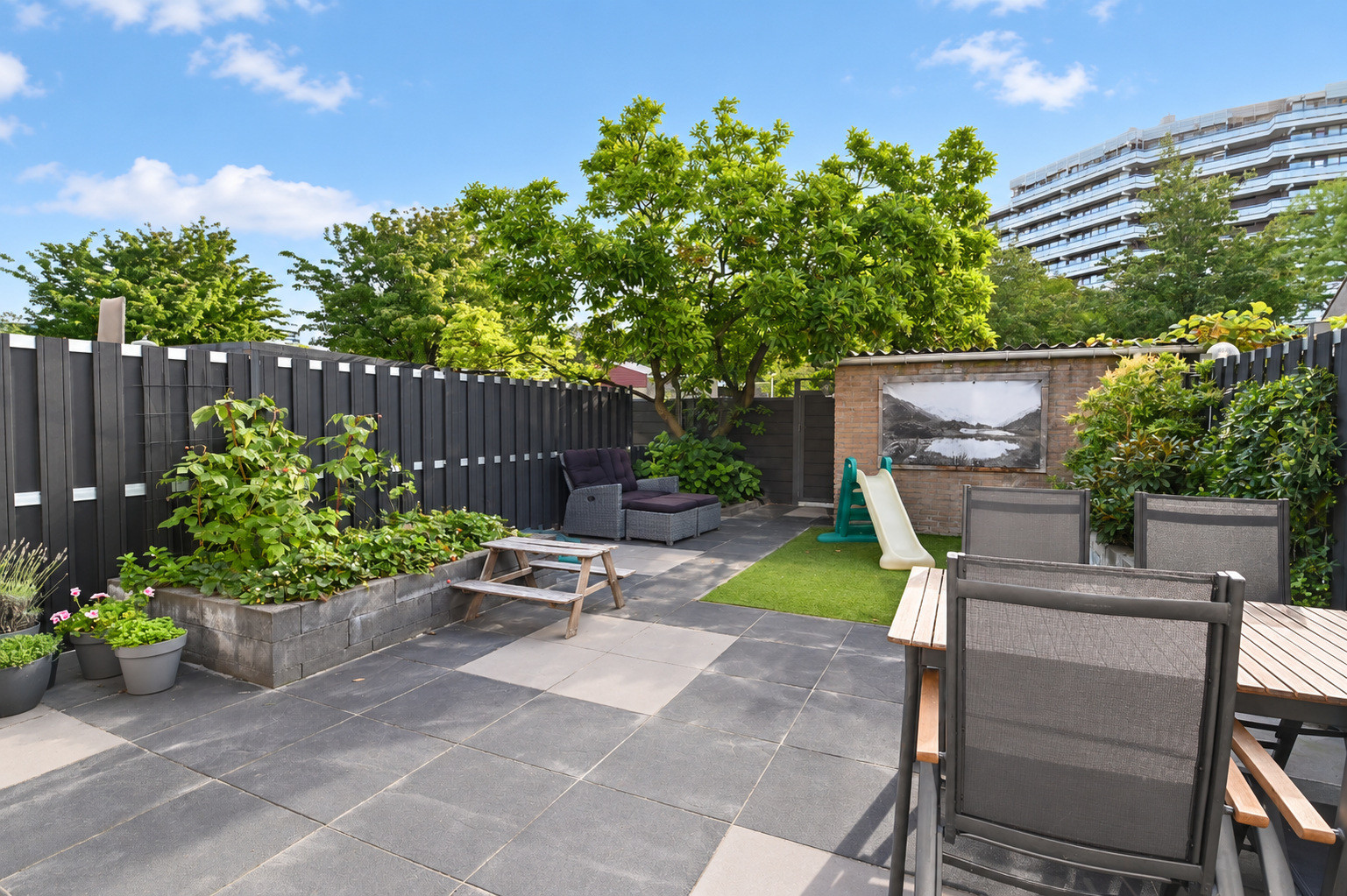 Tussenwoning te koop: Scheveningsebos 75, Zoetermeer