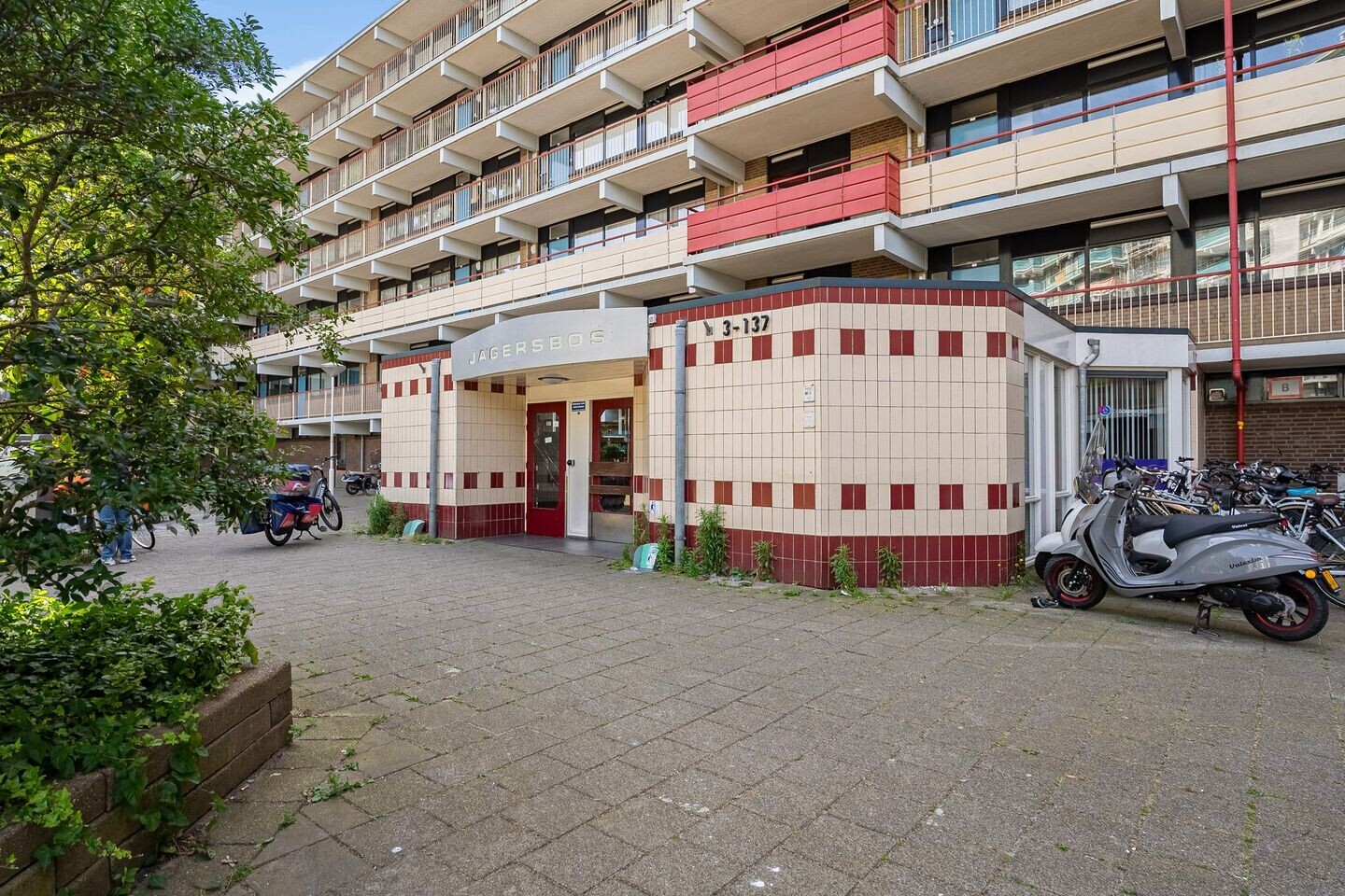 Appartement te koop: Jagersbos 64, Zoetermeer