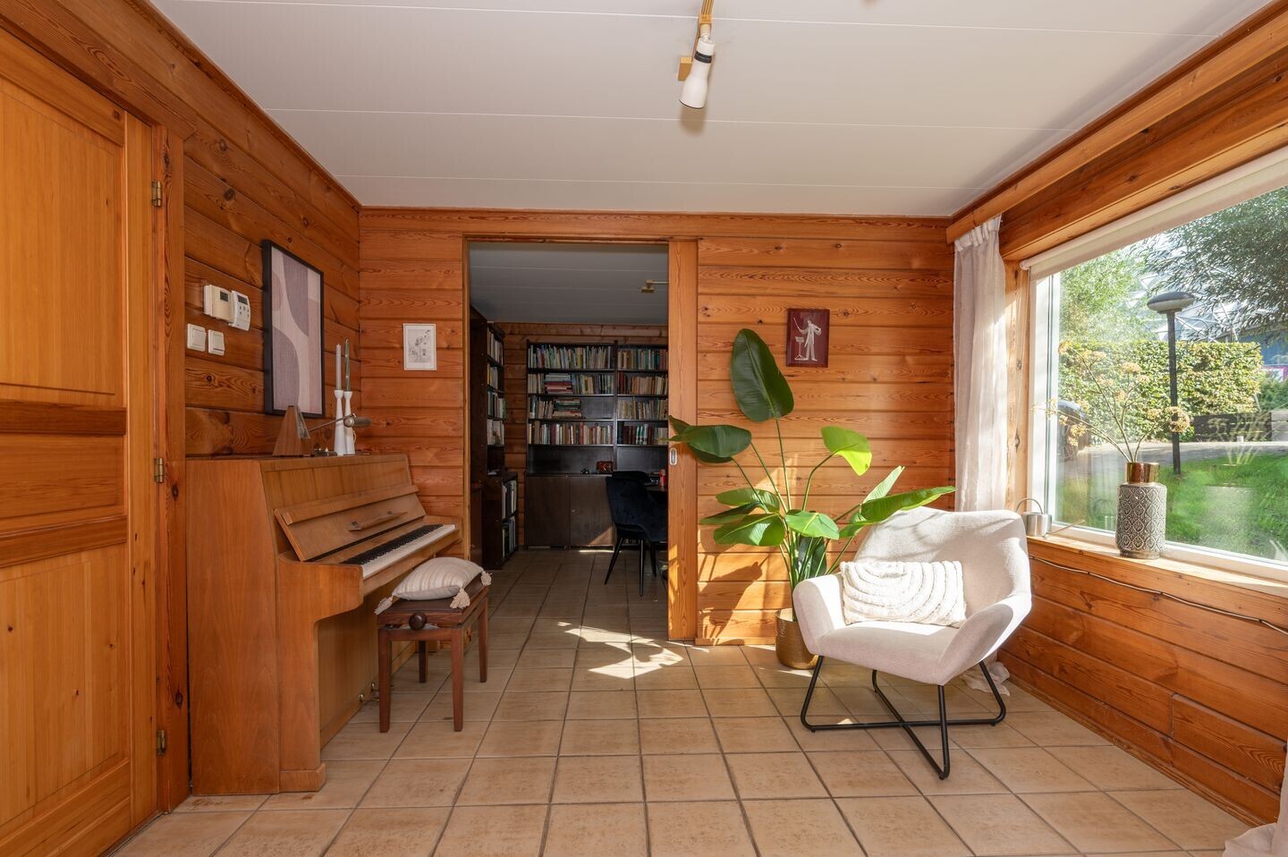 Vrijstaande woning te koop: Voorweg 144, Zoetermeer