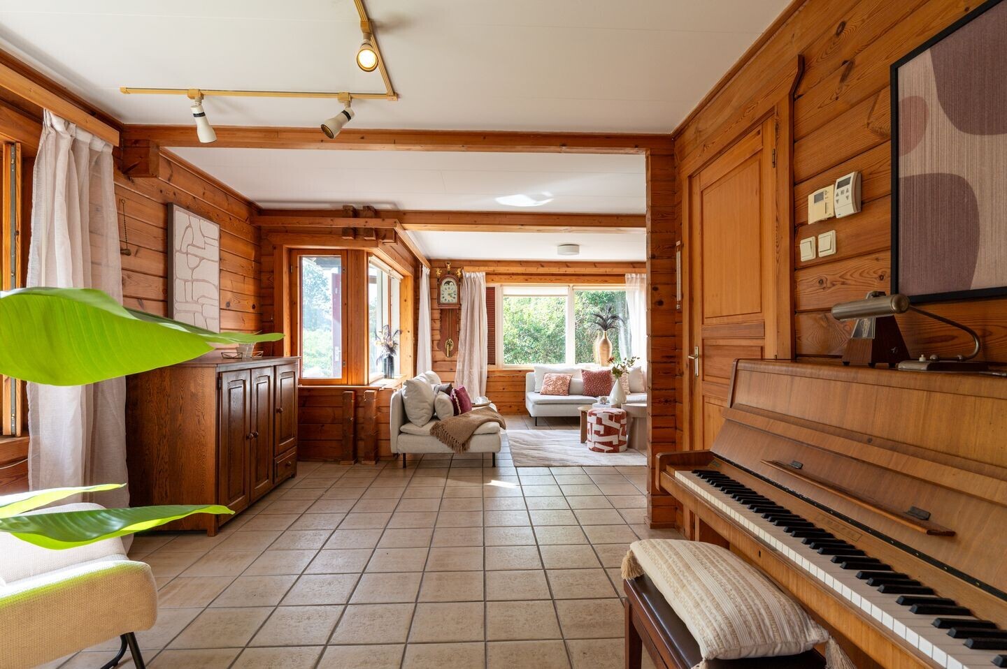 Vrijstaande woning te koop: Voorweg 144, Zoetermeer