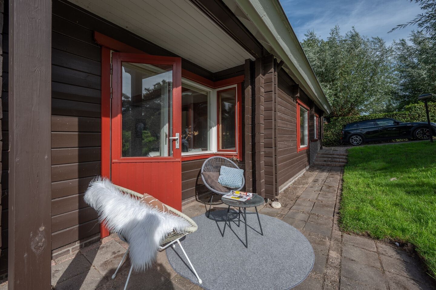 Vrijstaande woning te koop: Voorweg 144, Zoetermeer