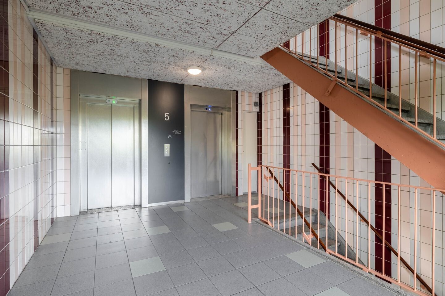 Appartement te koop: Hoevenbos 76, Zoetermeer