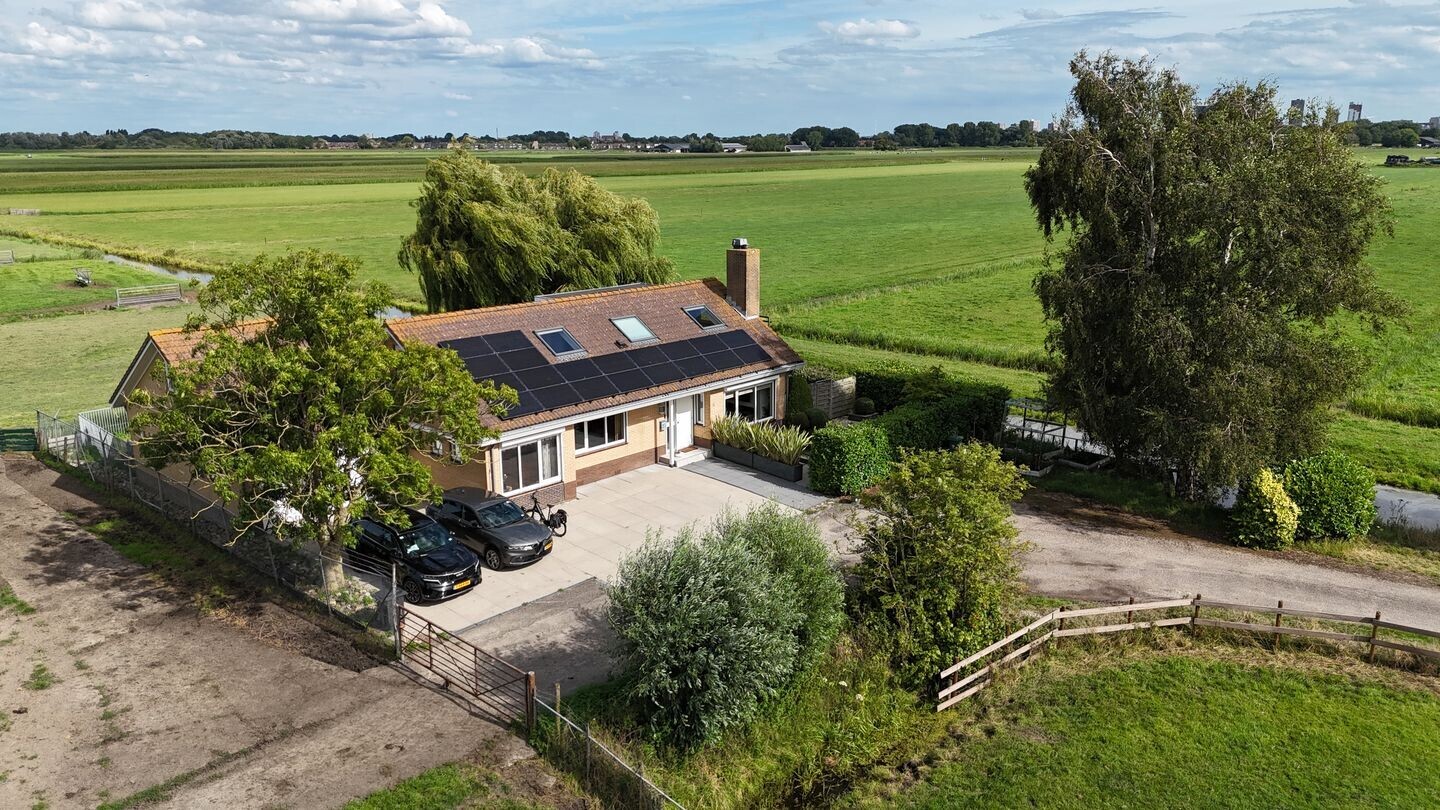 Vrijstaande woning te koop: Middelweg 5, Zoetermeer