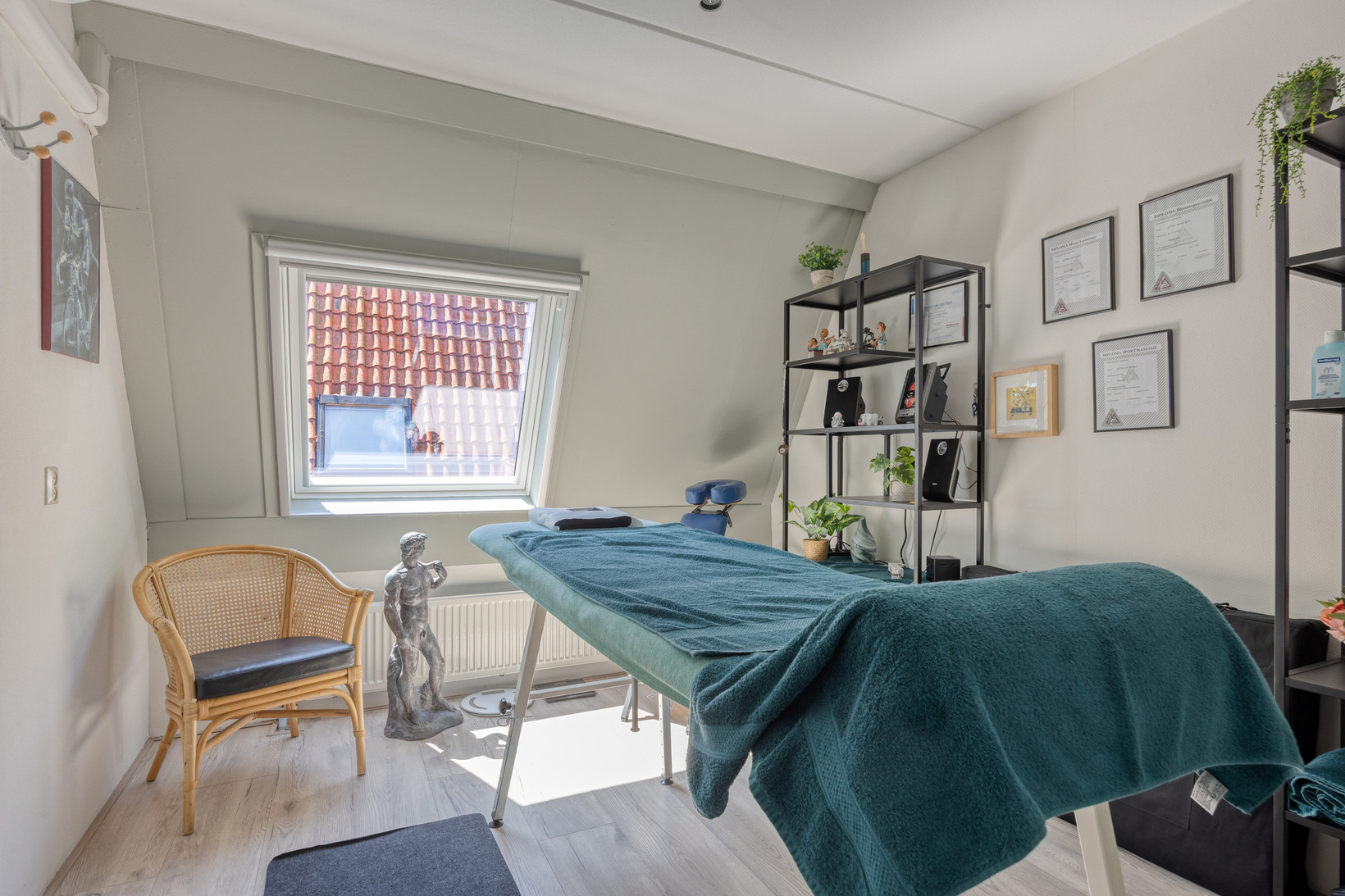Tussenwoning te koop: Wit-geellaan 3, Zoetermeer