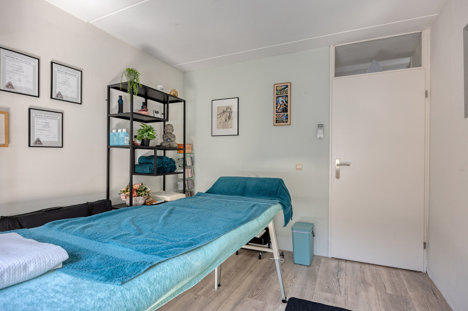 Tussenwoning te koop: Wit-geellaan 3, Zoetermeer