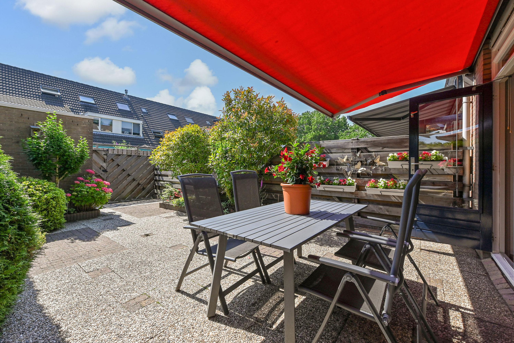Tussenwoning te koop: Groen-blauwlaan 70, Zoetermeer