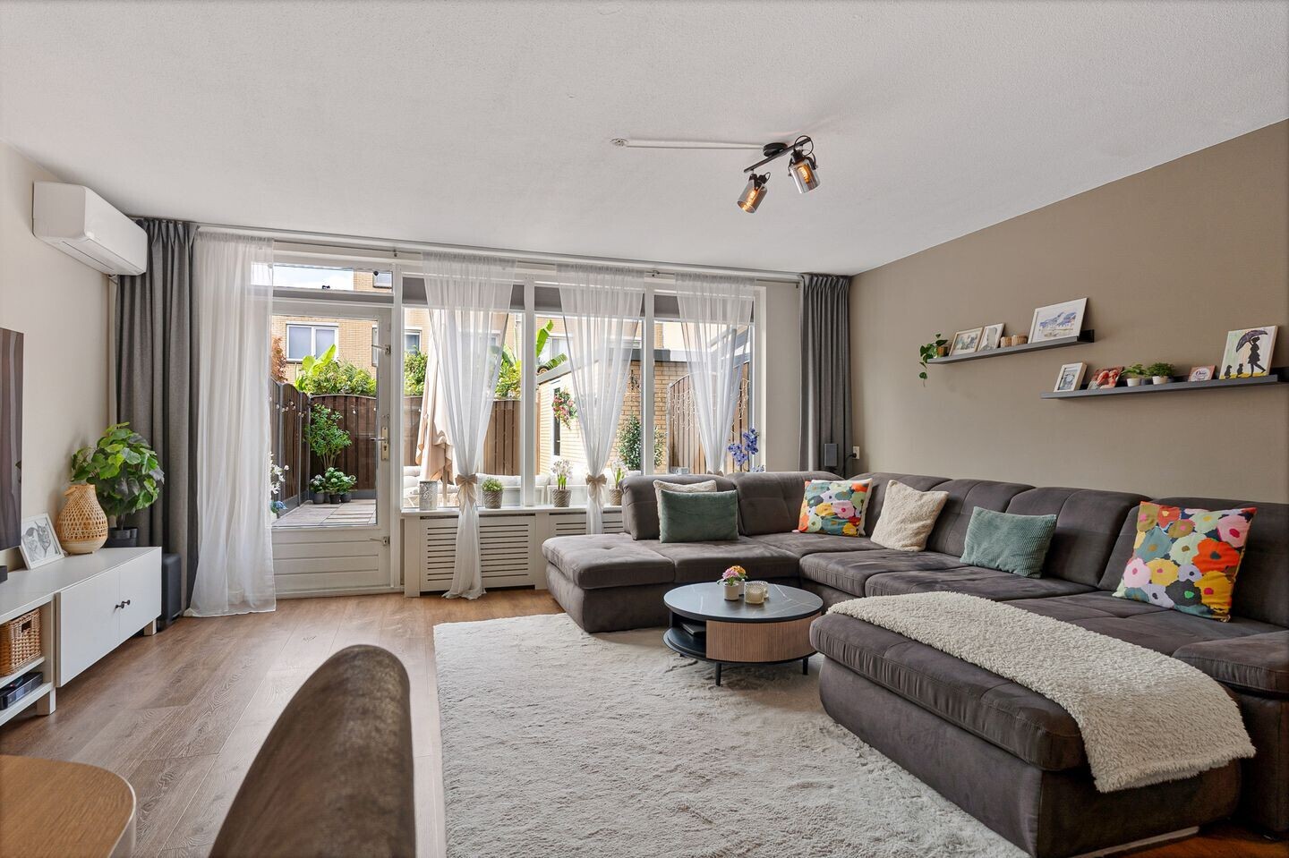 Tussenwoning te koop: Pruisisch blauw 19, Zoetermeer