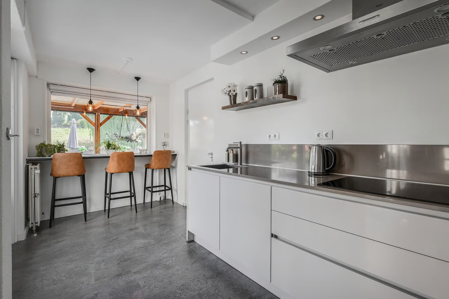 Tussenwoning te koop: Kasselbruin 8, Zoetermeer