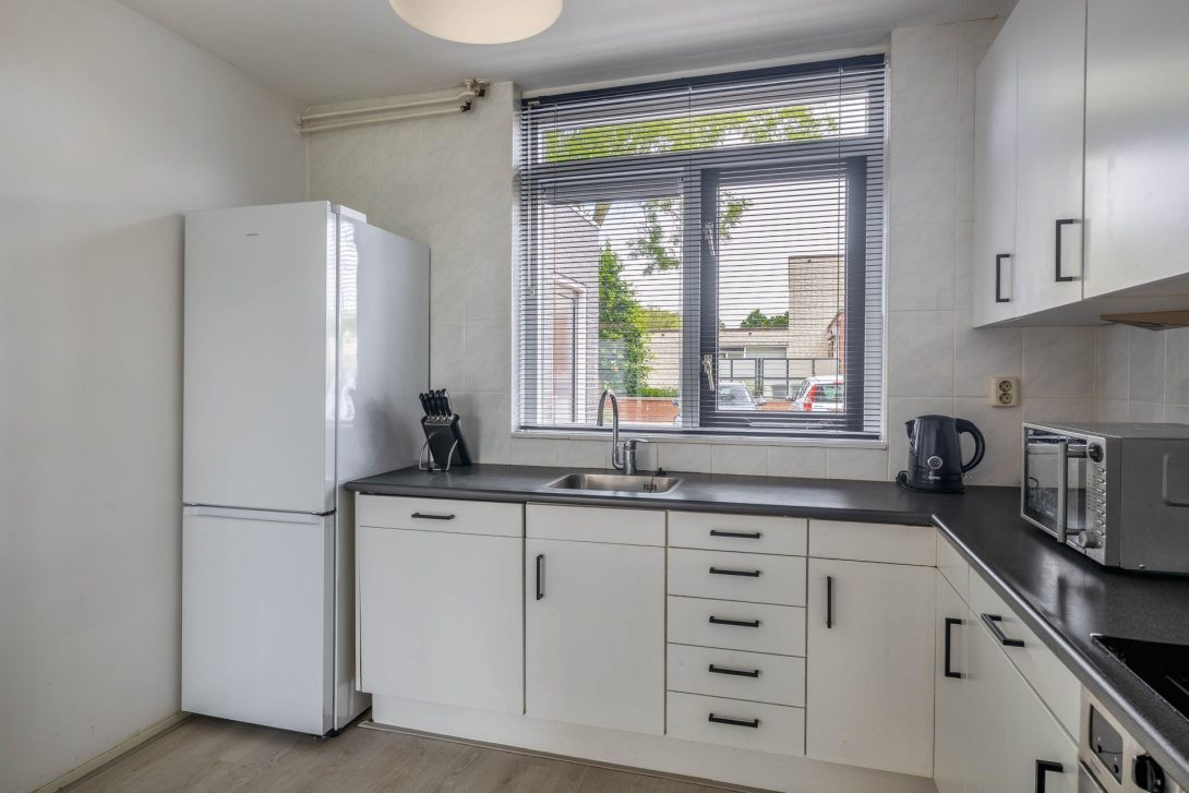Tussenwoning te koop: Ahornzoom 72, Zoetermeer