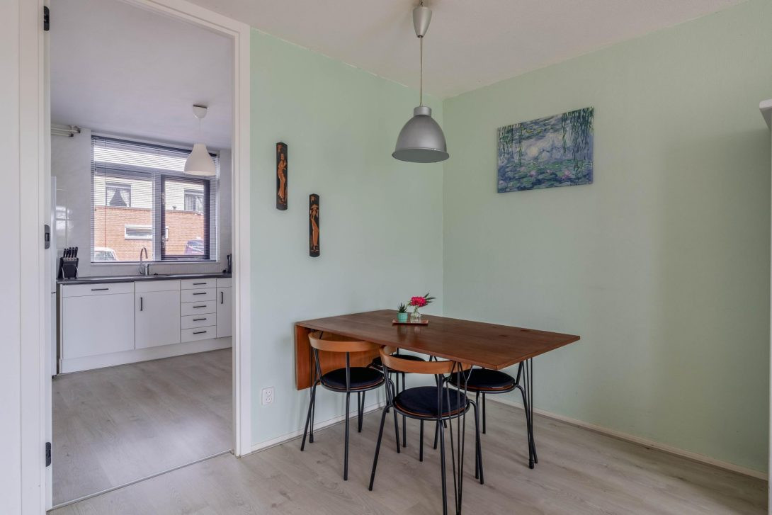 Tussenwoning te koop: Ahornzoom 72, Zoetermeer