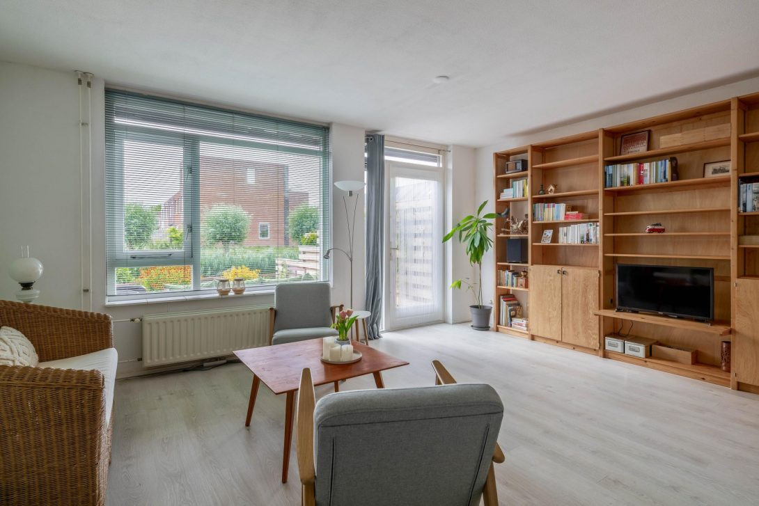 Tussenwoning te koop: Ahornzoom 72, Zoetermeer