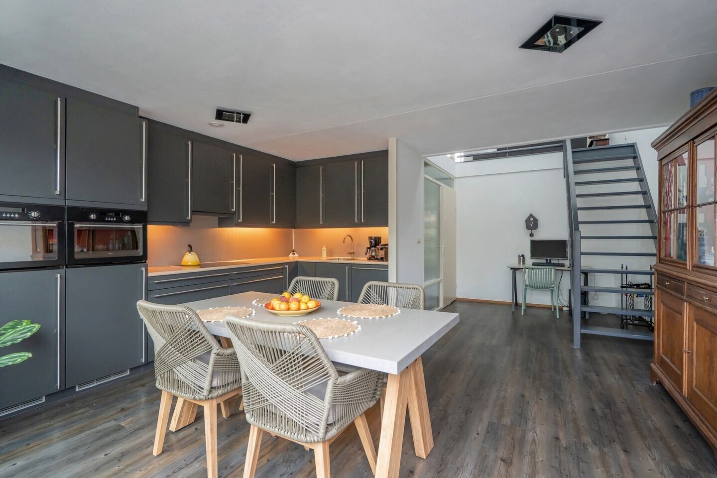 Tussenwoning te koop: Kurkhout 22, Zoetermeer