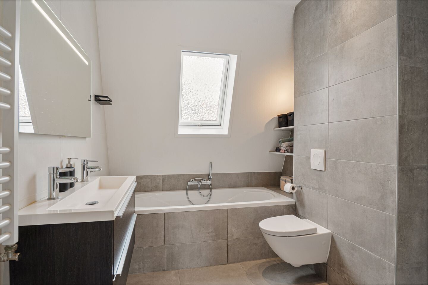 Hoekwoning te koop: Lekstroom 104, Zoetermeer