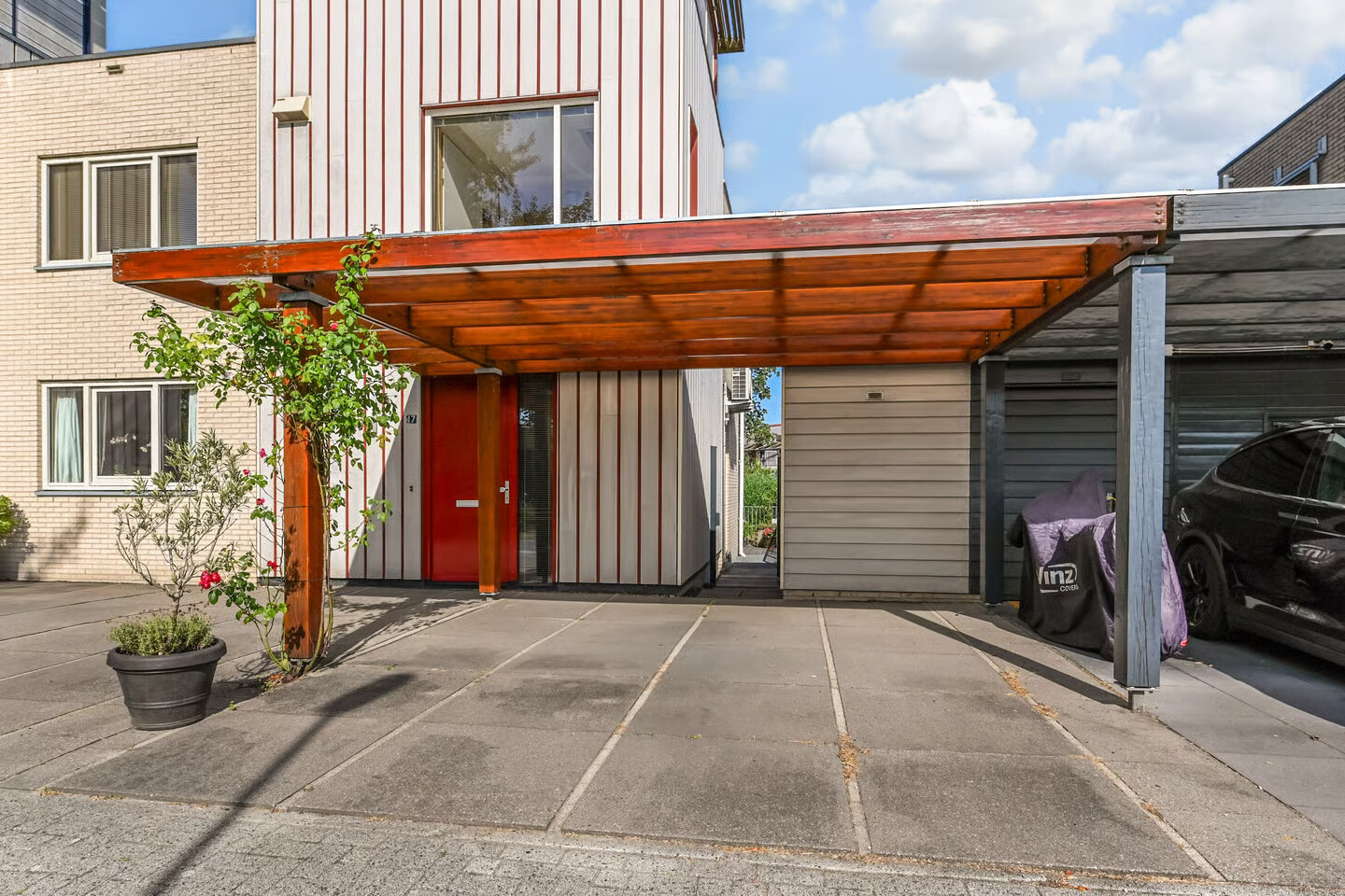Twee-onder-één-kap te koop: Orinocostroom 17, Zoetermeer