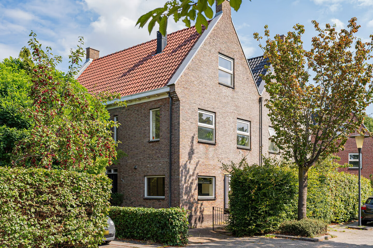 Twee-onder-één-kap te koop: Sint Eustatius 4, Zoetermeer