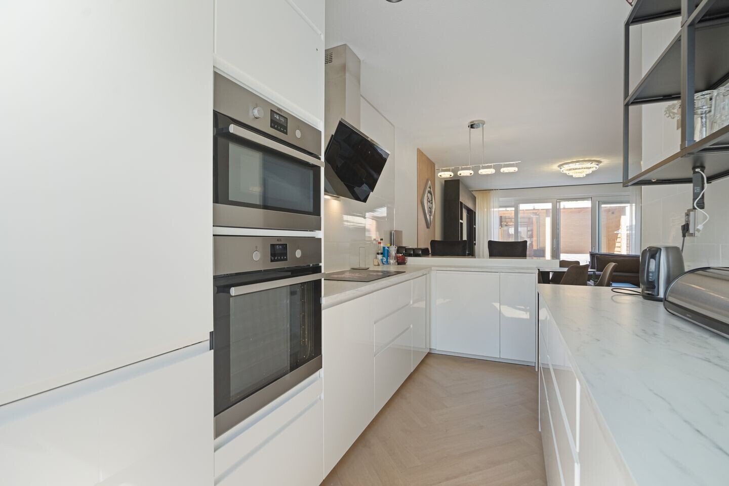 Tussenwoning te koop: Bonaire 46, Zoetermeer