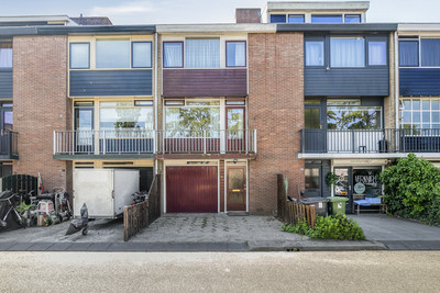 Van der Maasstraat 12